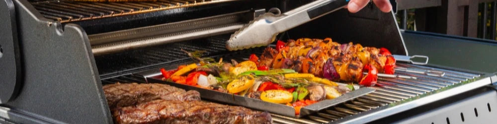 Baron Hybrid – piščančja nabodala in steak